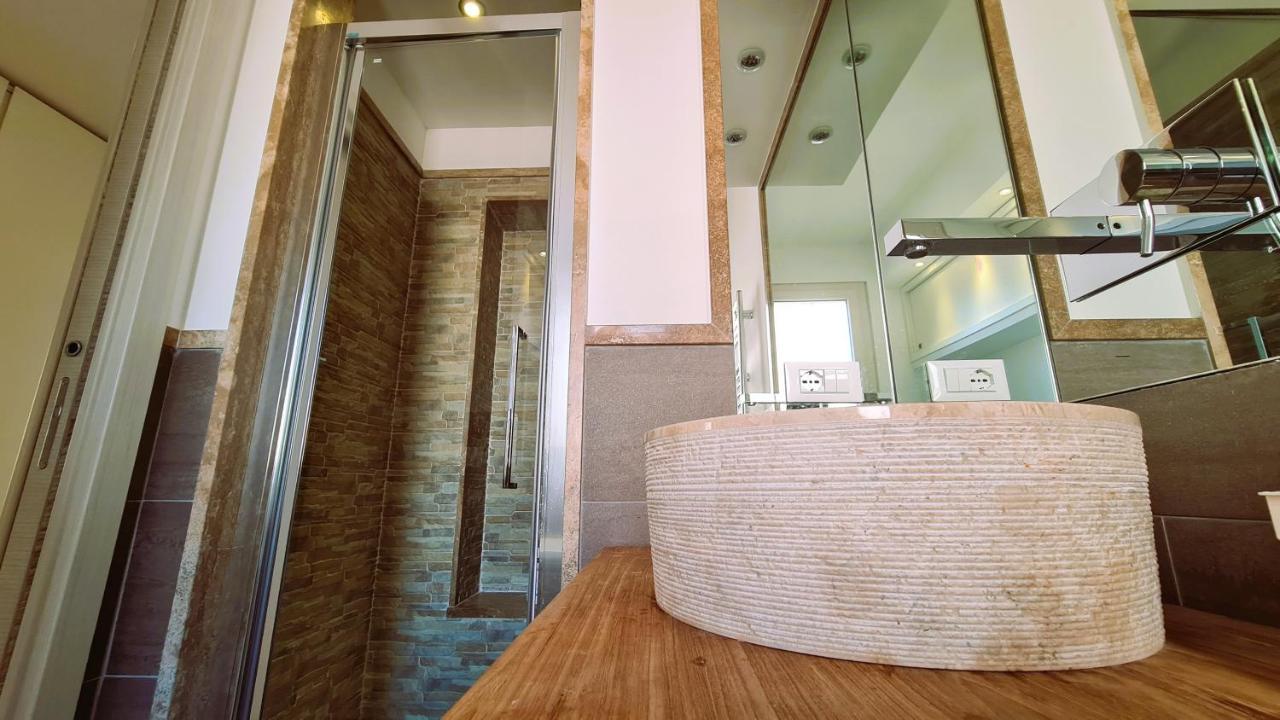 Cassaro261 Bed & Breakfast ปาแลร์โม ภายนอก รูปภาพ